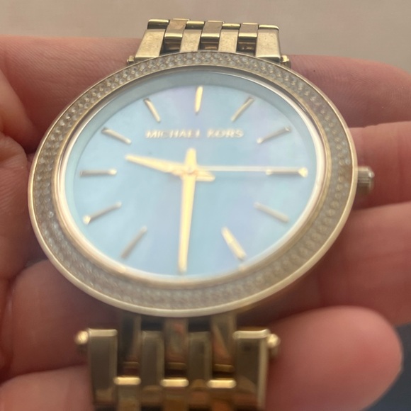 Michael Kors Gold and Blue iridescent watch - Picture 2 of 4